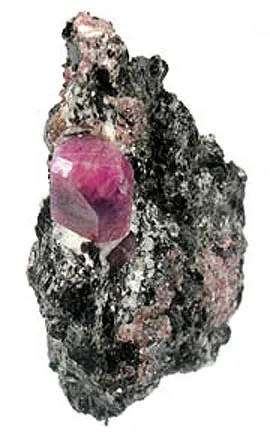Corundum (Var: Sapphire) image