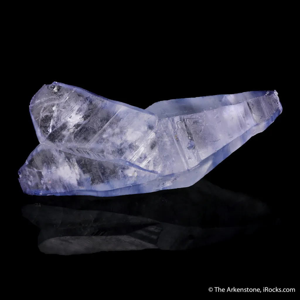 Corundum var. Sapphire (twinned) - image 4