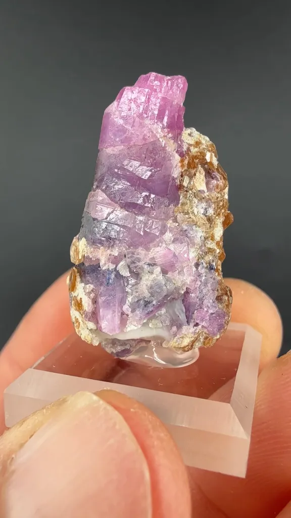 Corundum with Muscovite image