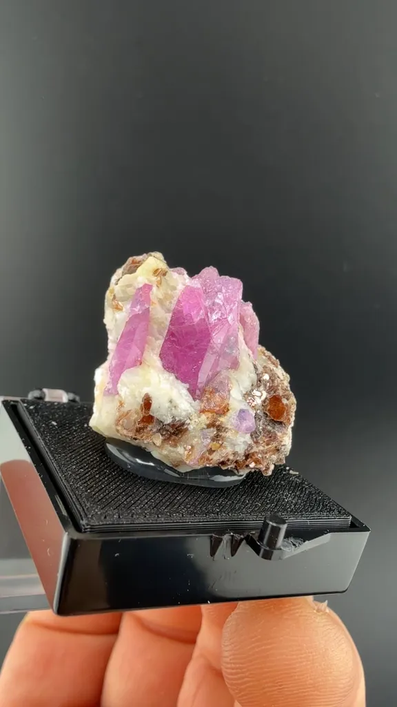 Corundum with Muscovite image