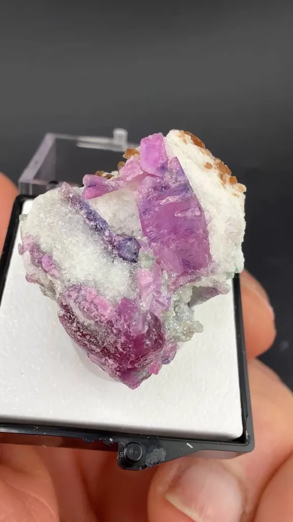 Corundum with Muscovite image