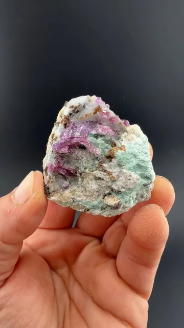 Corundum with Muscovite