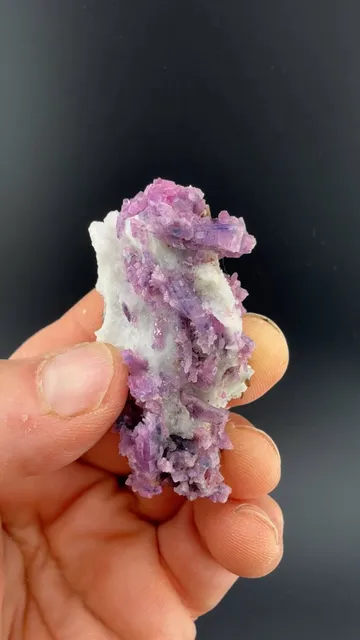 Corundum with Muscovite