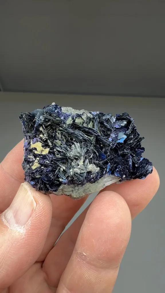 Covellite - image 2