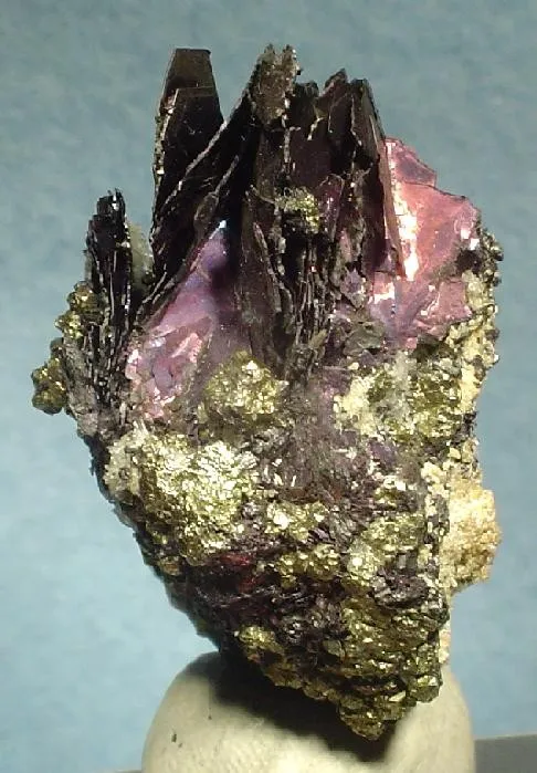 Covellite, Chalcopyrite image