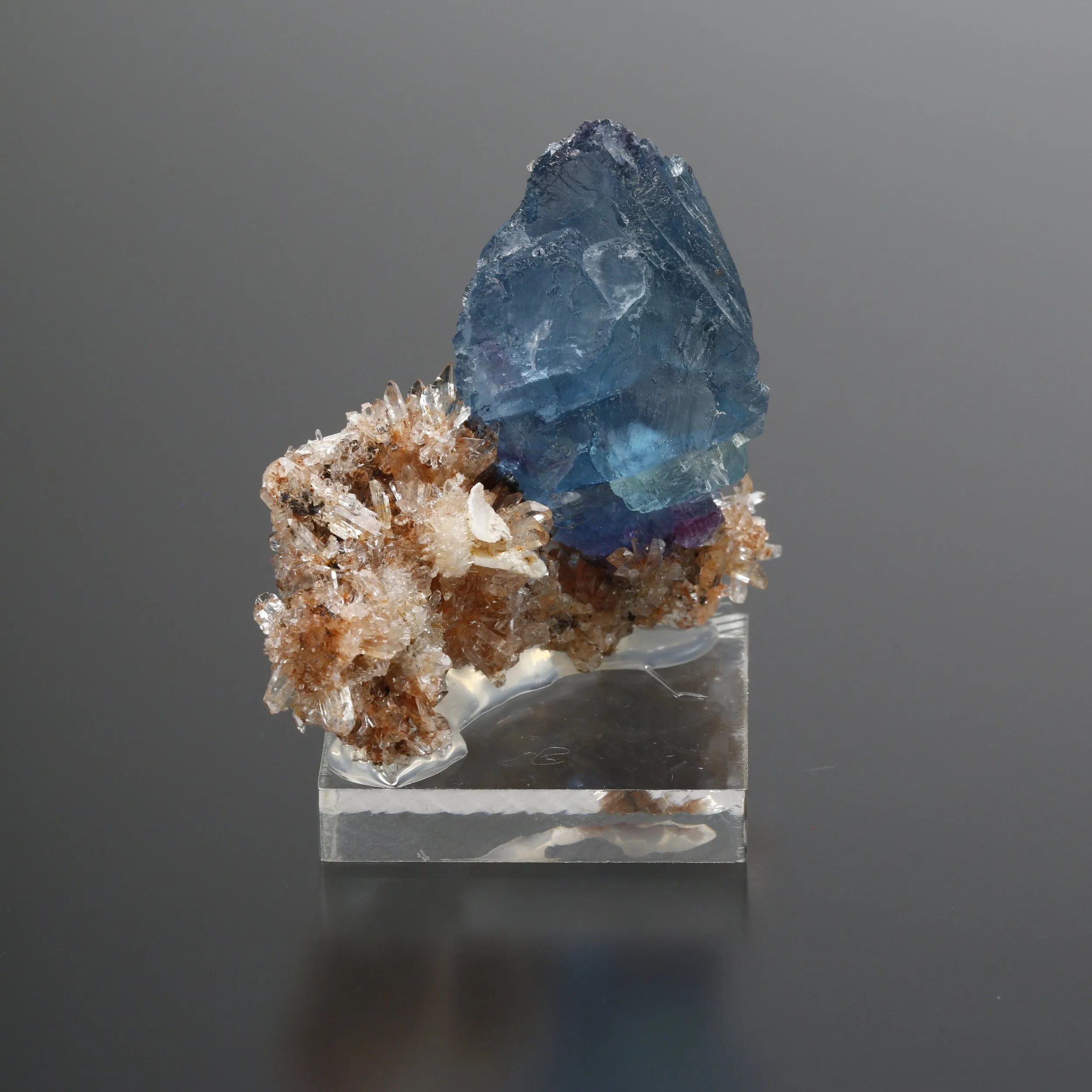 Creedite and Fluorite - image 1