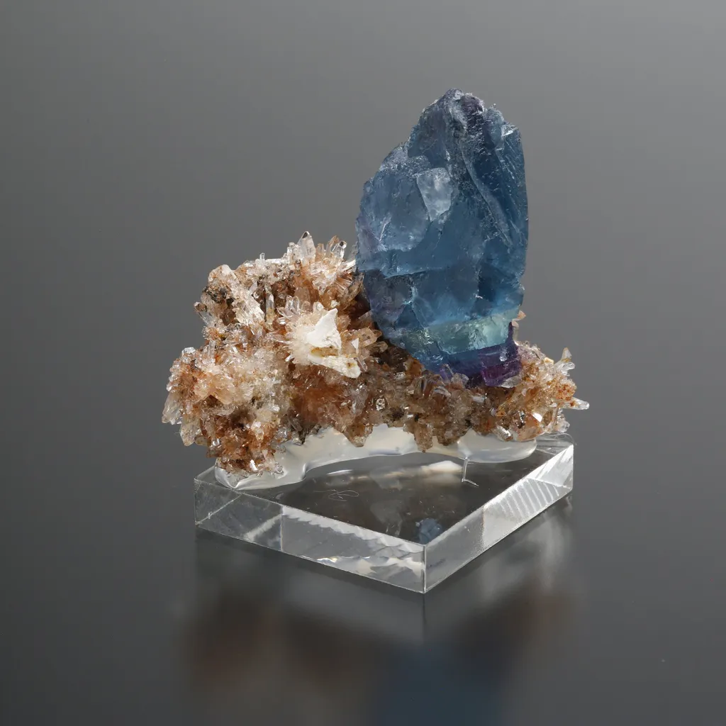 Creedite and Fluorite - image 2