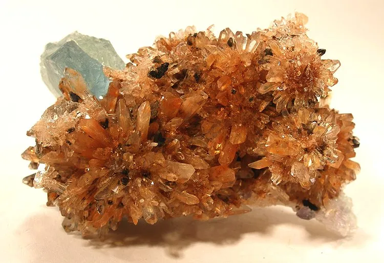Creedite, Fluorite image