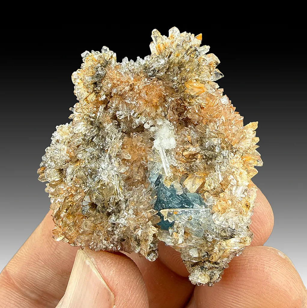 Creedite with Fluorite image