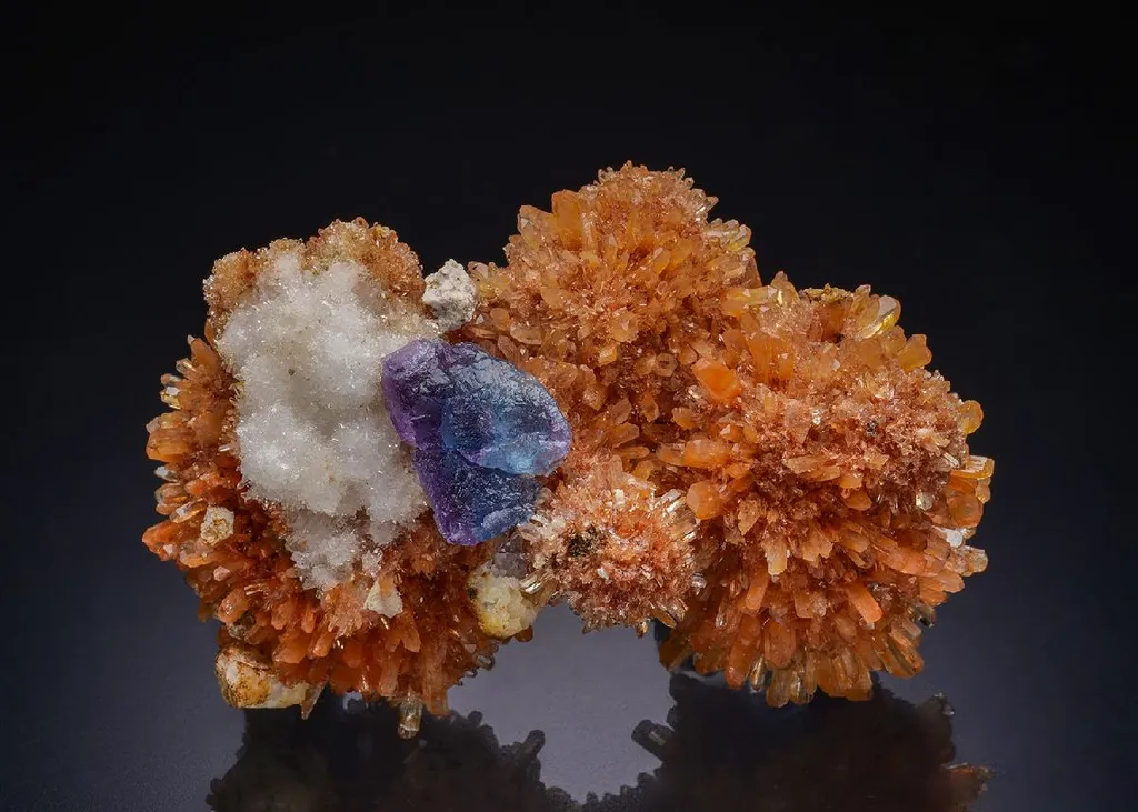 Creedite with Fluorite image