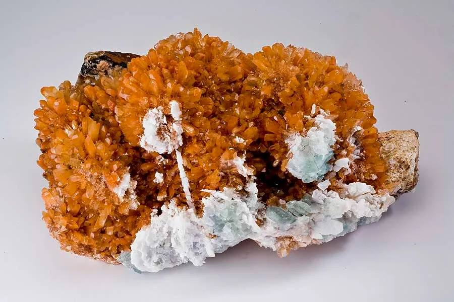 Creedite With Gearksutite image