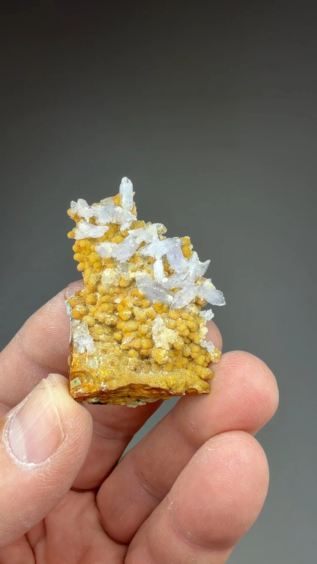 Creedite with Smithsonite - image 2