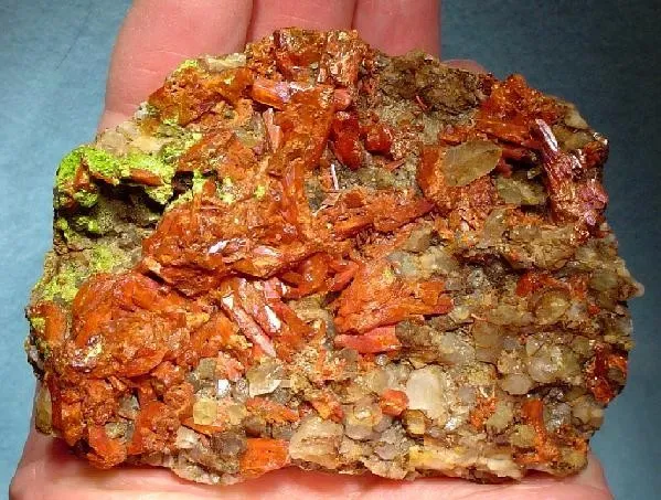 Crocoite, Quartz image