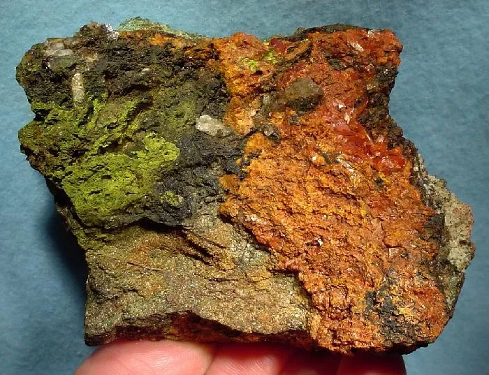 Crocoite, Vauquelinite image