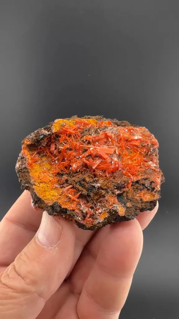 Crocoite with Philipsbornite image