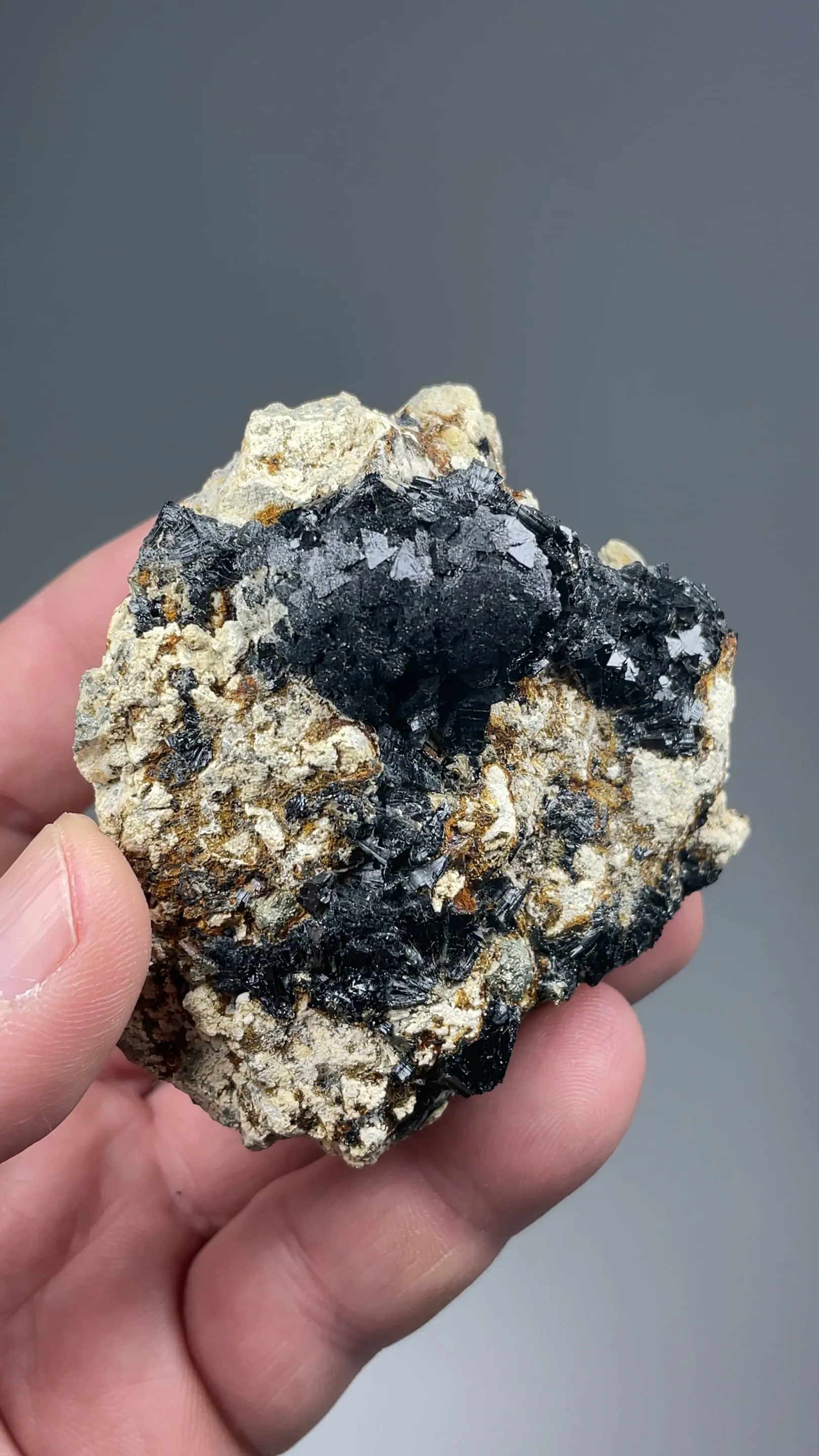 Cronstedtite with Siderite - image 2