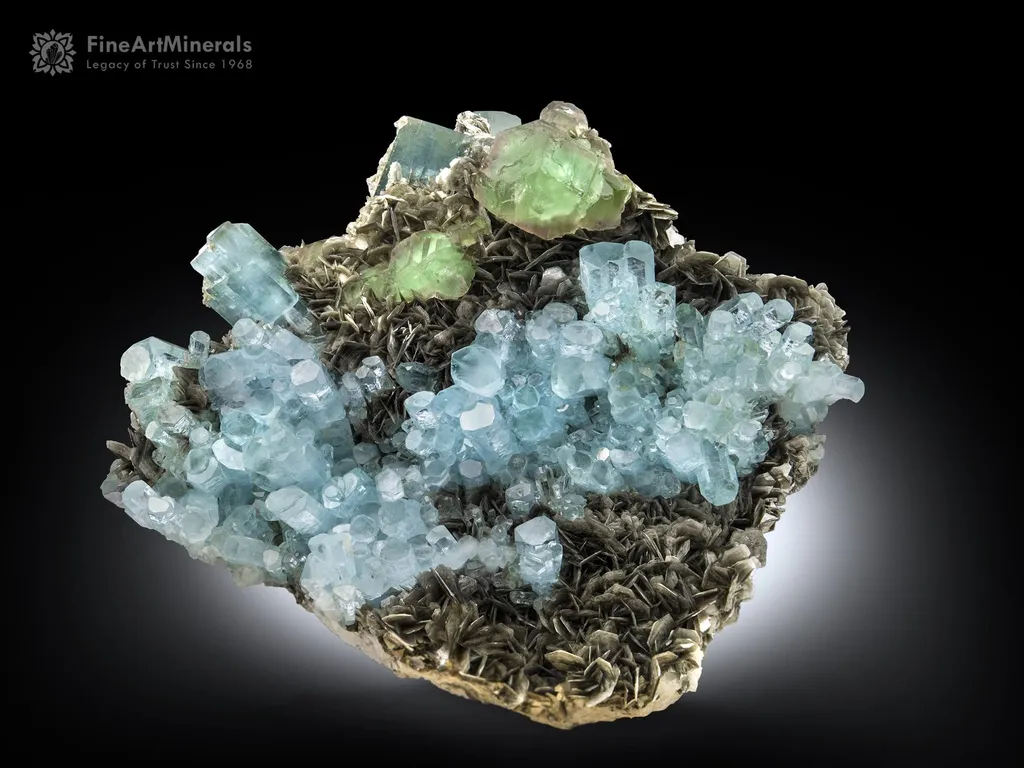 Crown of Chumar Bakhoor Aquamarine with Fluorite from Nagar Pakistan image