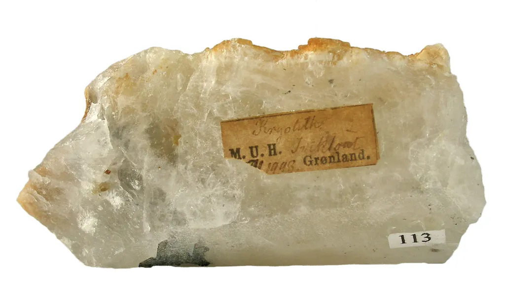 Cryolite - image 3
