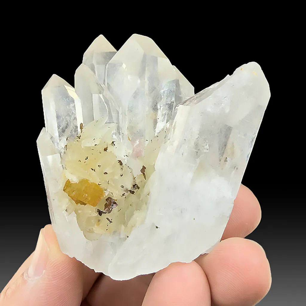 Cubanite with Pyrrhotite, Quartz image