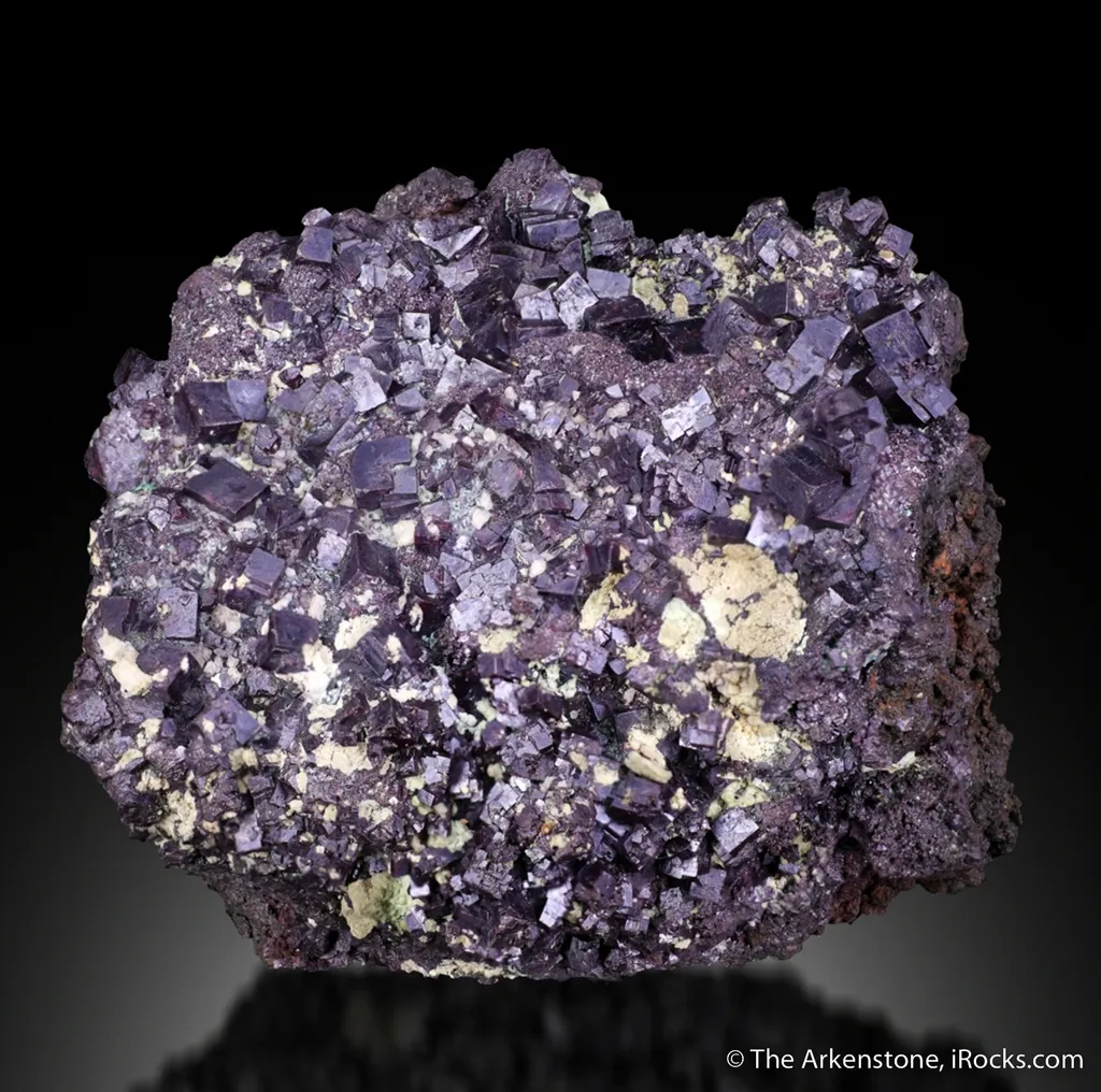 Cubic Cuprite on Copper image