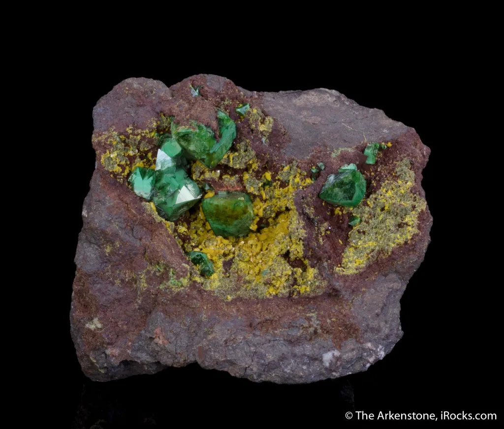 Cuprian Adamite on Tsumcorite - image 2