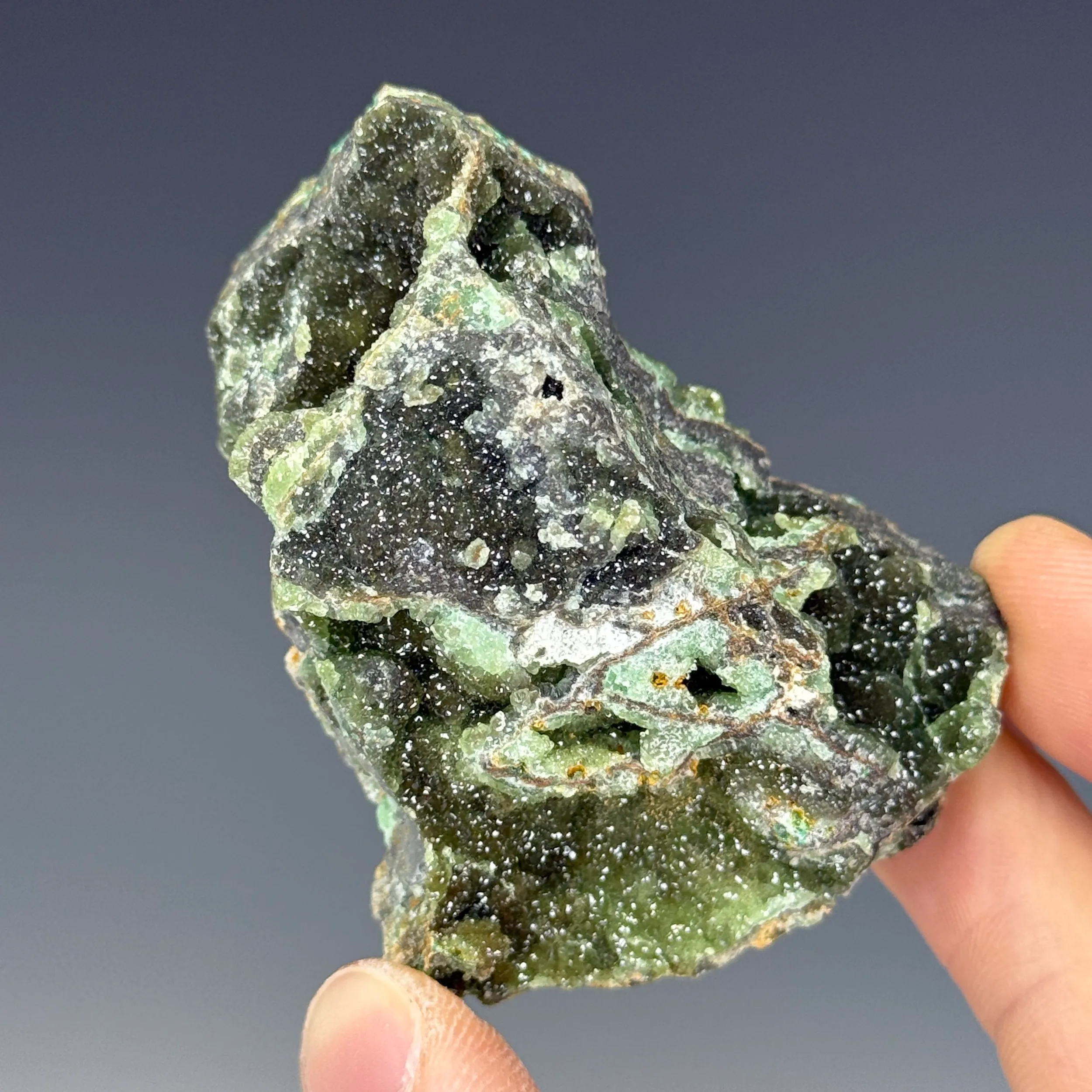 Cuprian Smithsonite - image 3