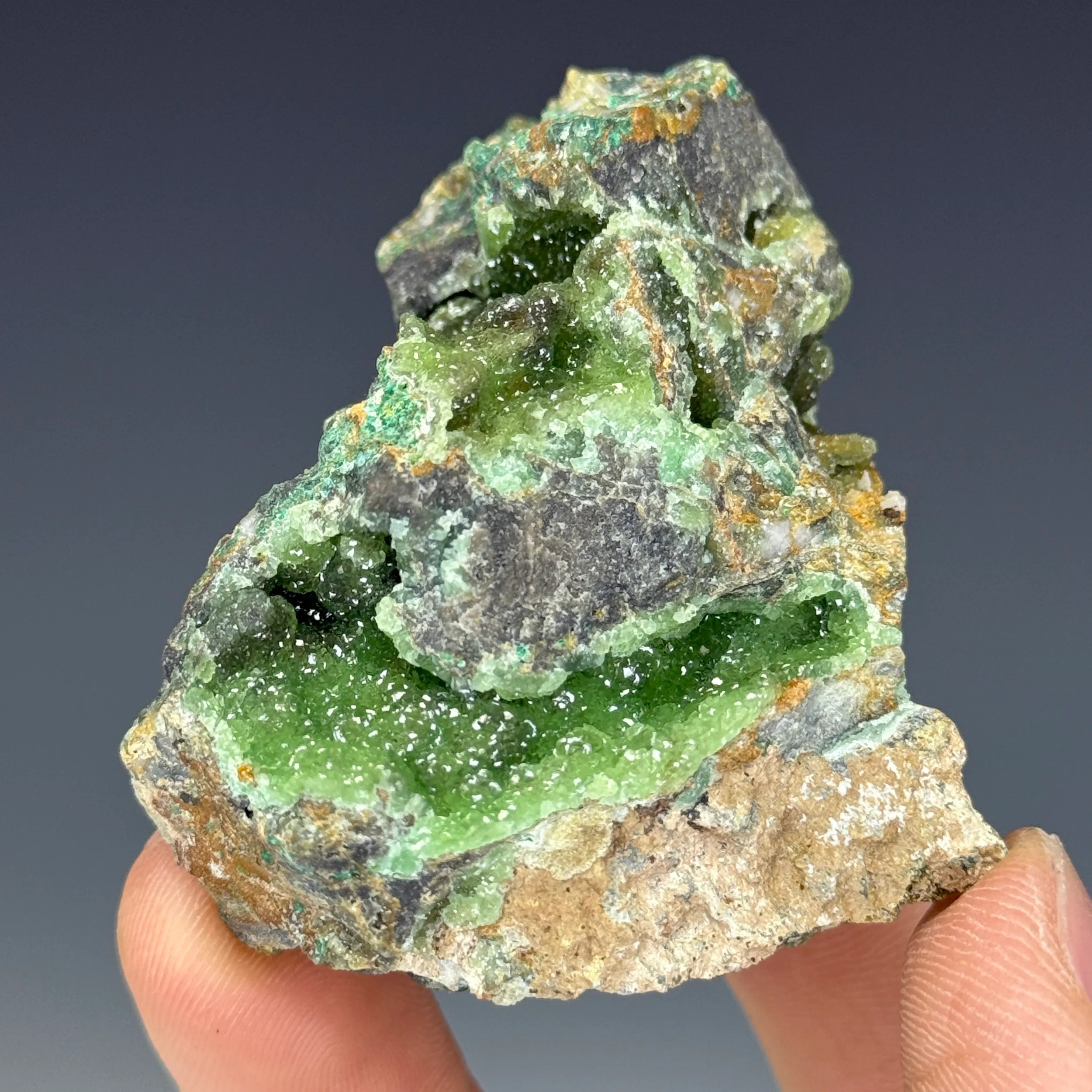 Cuprian Smithsonite - image 2