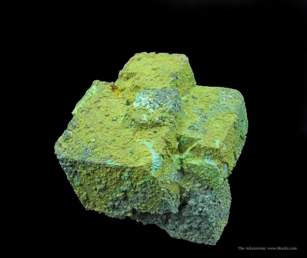 Cuprite Altering to Malachite image
