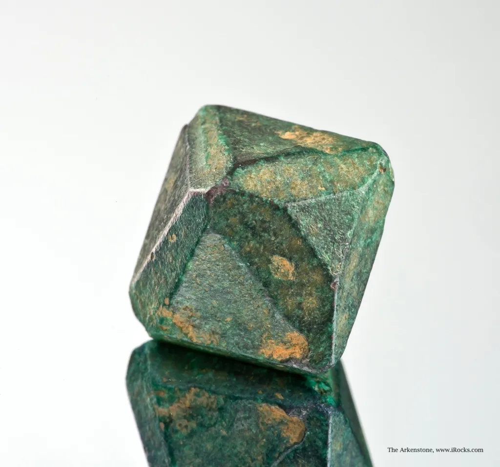 Cuprite Altering to Malachite image