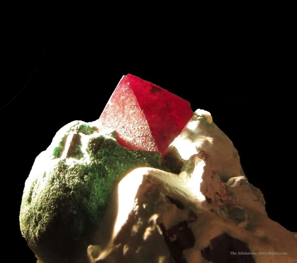 Cuprite and Malachite on Plancheite image