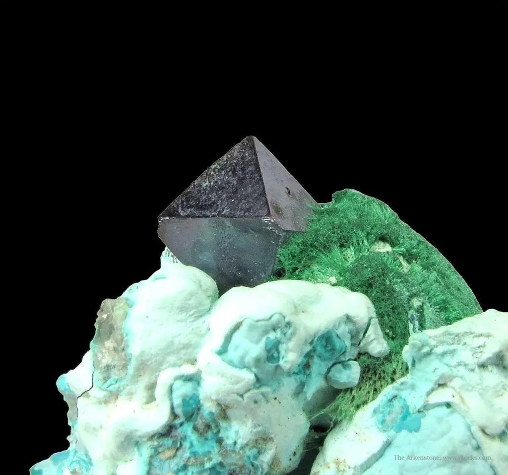 Cuprite and Malachite on Plancheite - image 3