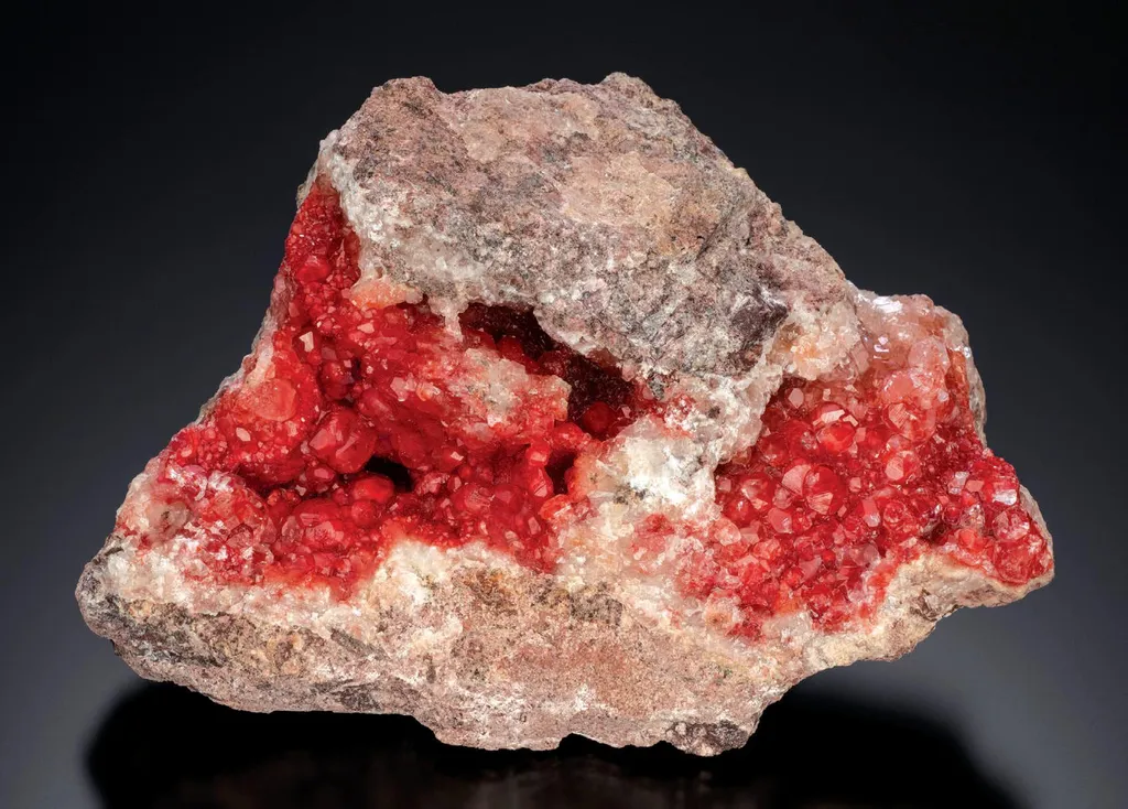 Cuprite, Calcite image