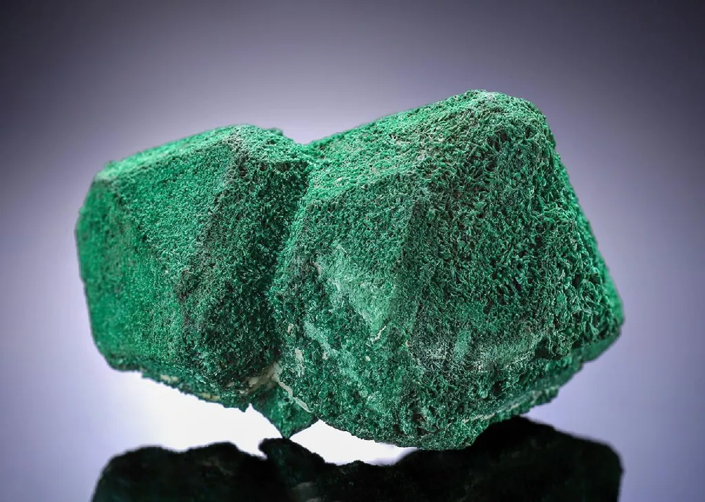 Cuprite coated by Malachite image