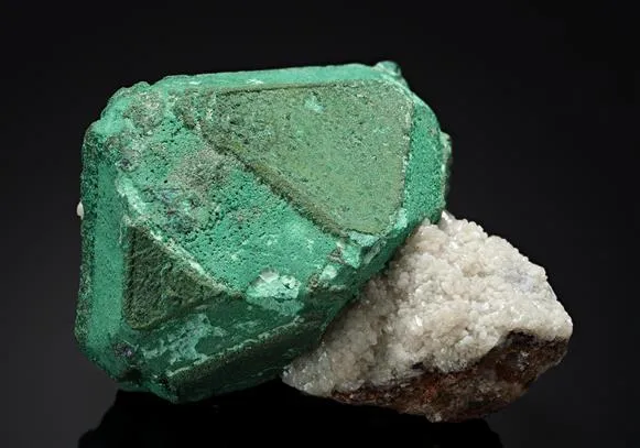Cuprite coated with Malachite image
