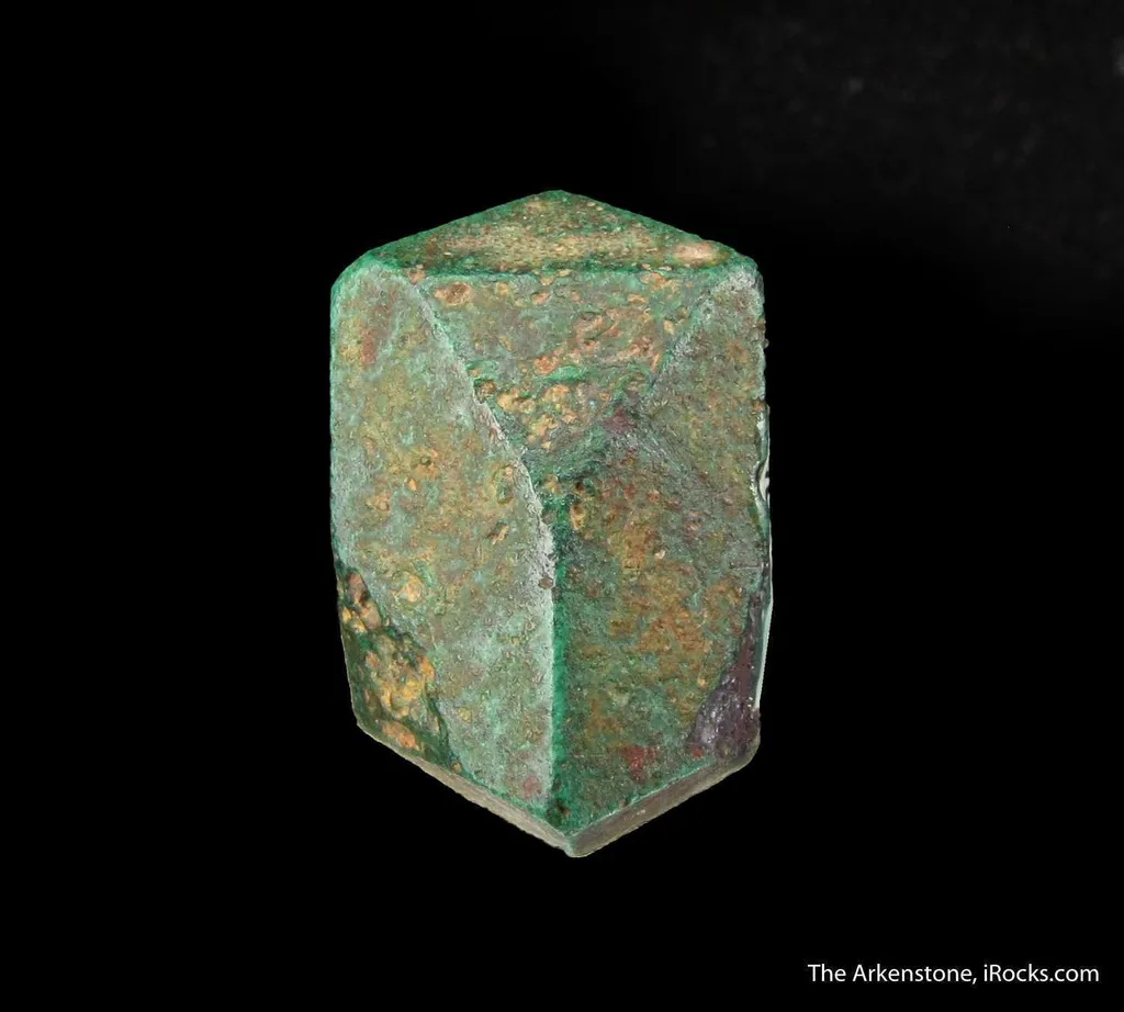 Cuprite coated with Malachite - image 2