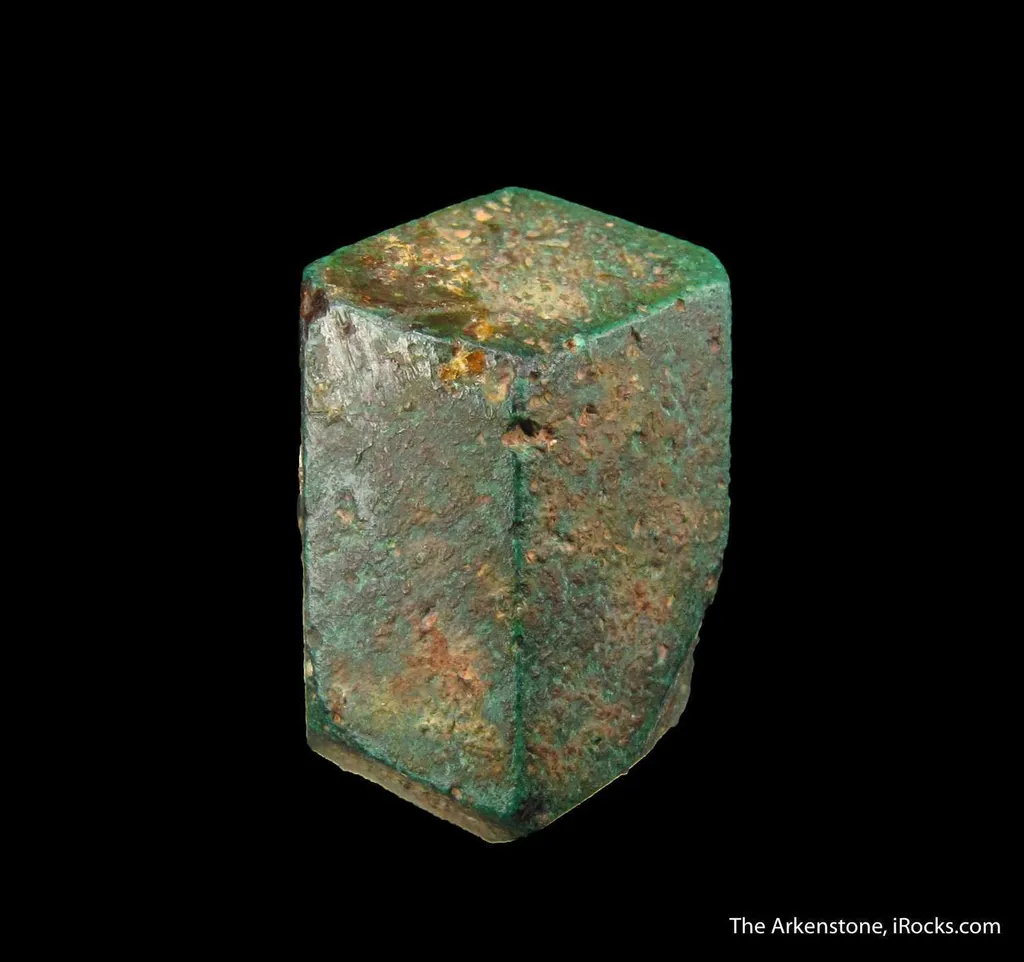 Cuprite coated with Malachite - image 4