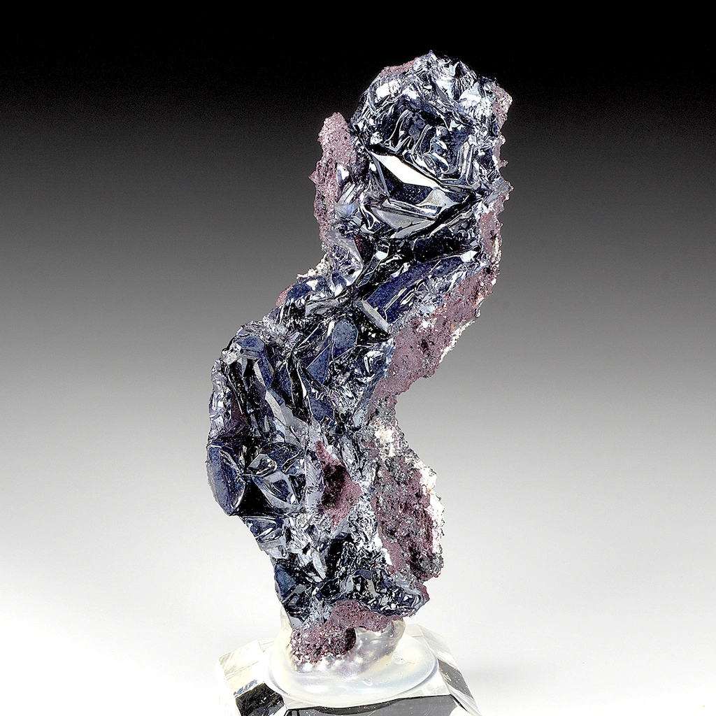Cuprite from Milpillas Mine, Milpillas, Sonora, Mexico image