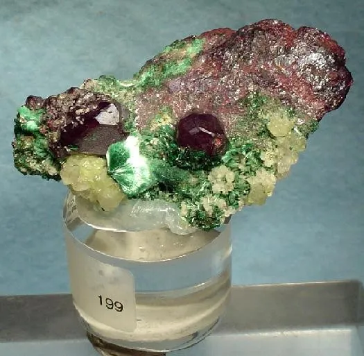 Cuprite, Malachite, Calcite - image 1