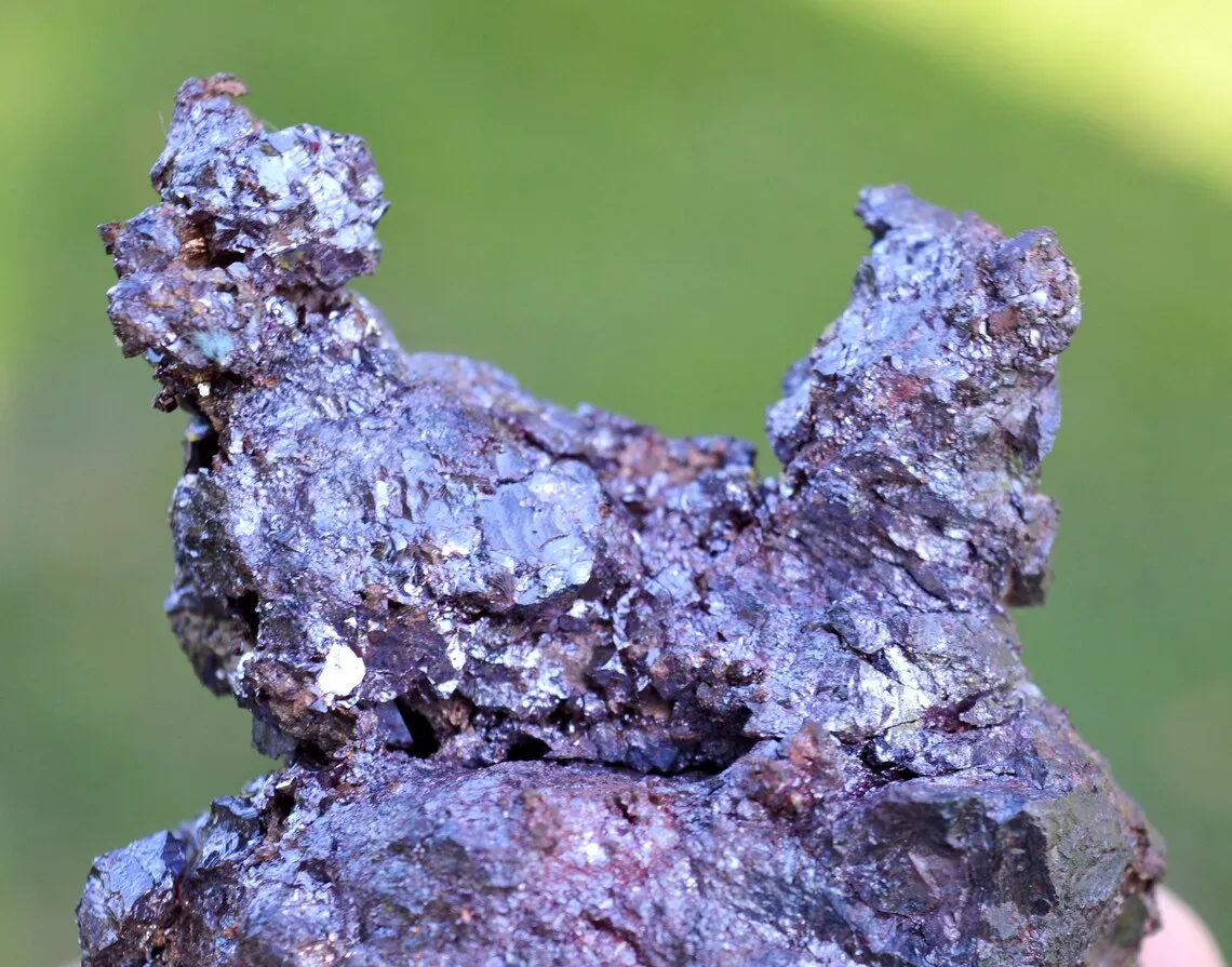 Cuprite & Native Copper 730 grams - Mufulira Mine, Mufulira District, Copperbelt Province, Zambia - image 2