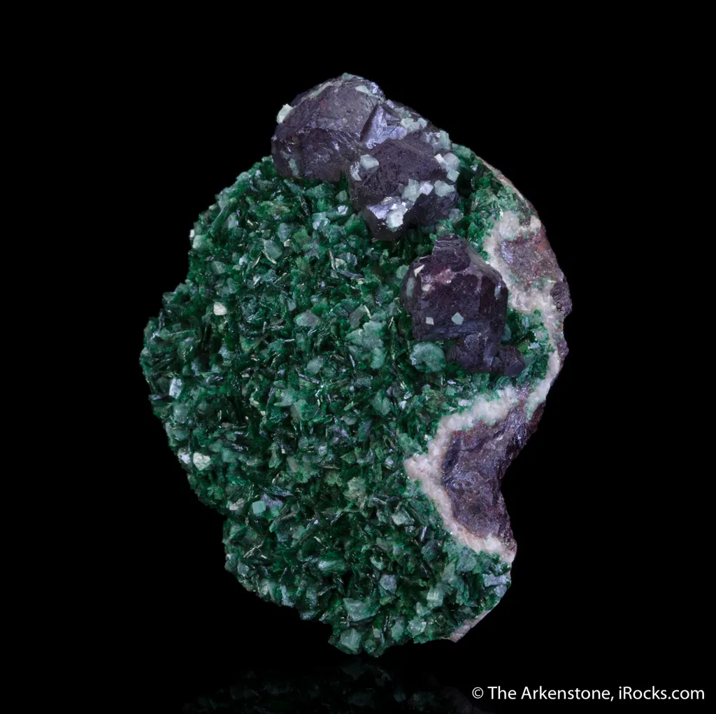 Cuprite on Primary Malachite - image 3