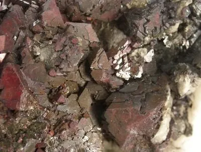 Cuprite, Quartz - image 2