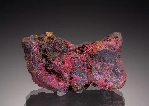 Cuprite var. Chalcotrichite