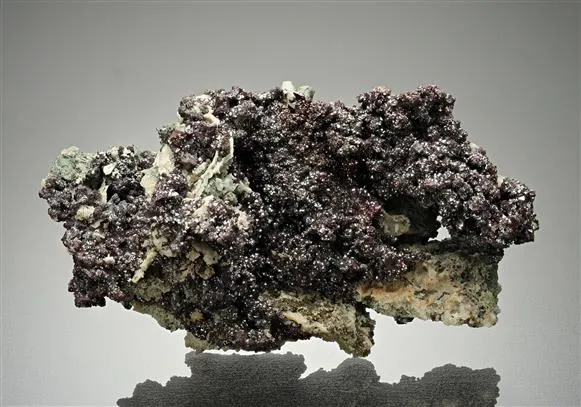 Cuprite with Chlorite image