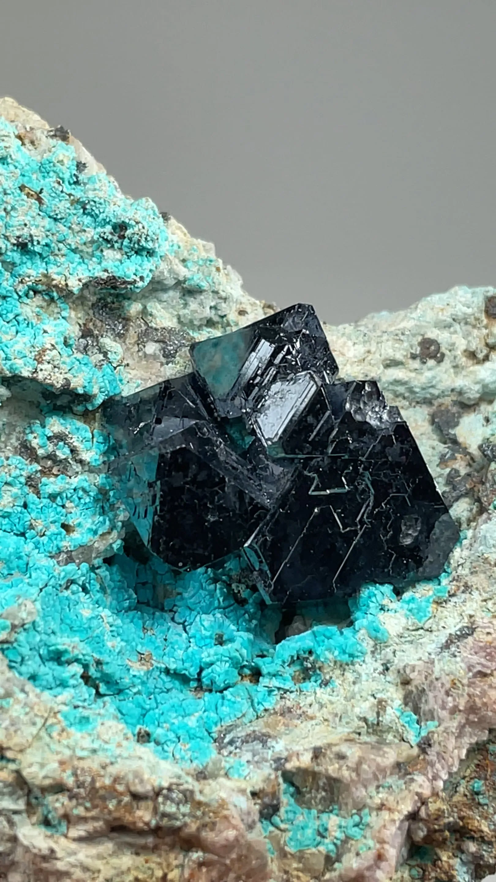 Cuprite with Chrysocolla - image 2