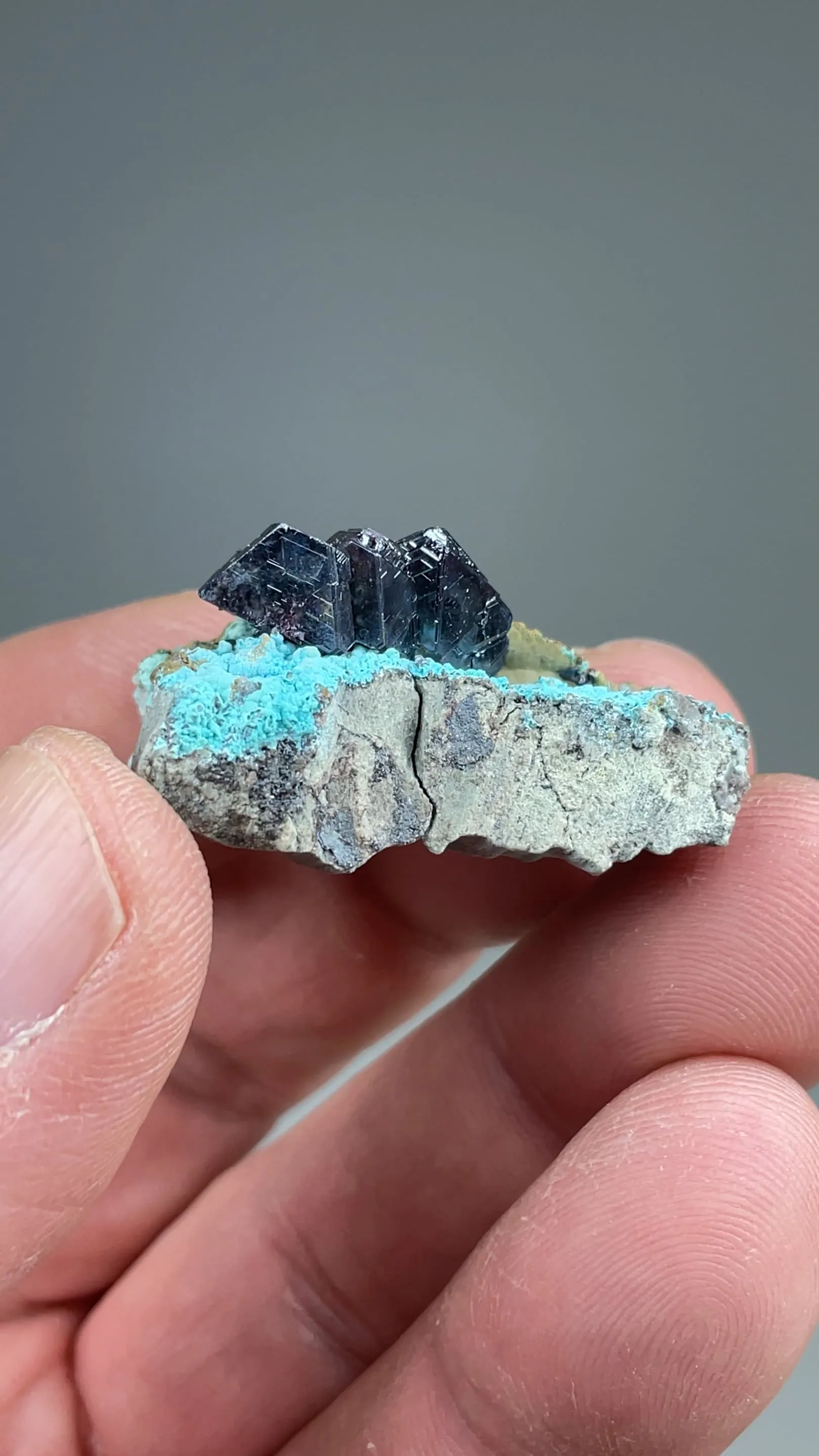 Cuprite with Chrysocolla - image 2