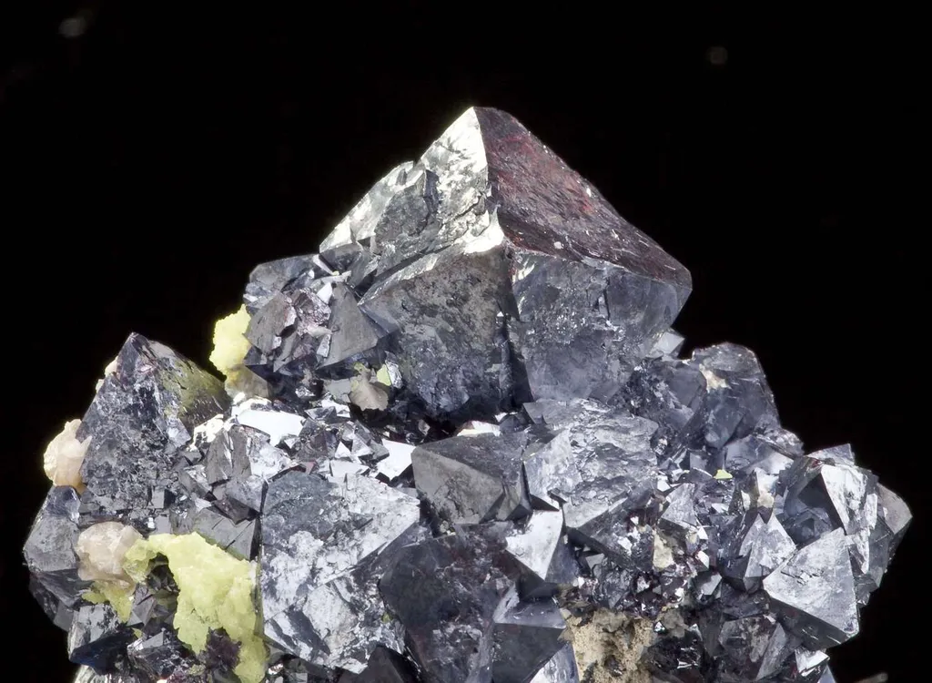 Cuprite With Miersite - image 4