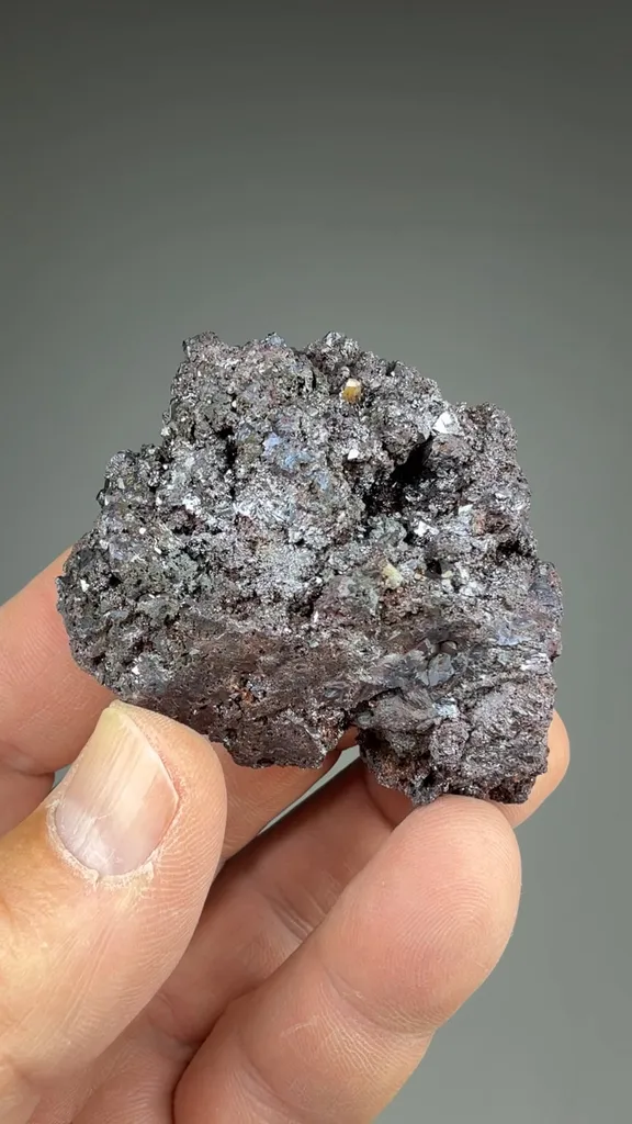 Cuprite with Mimetite - image 2