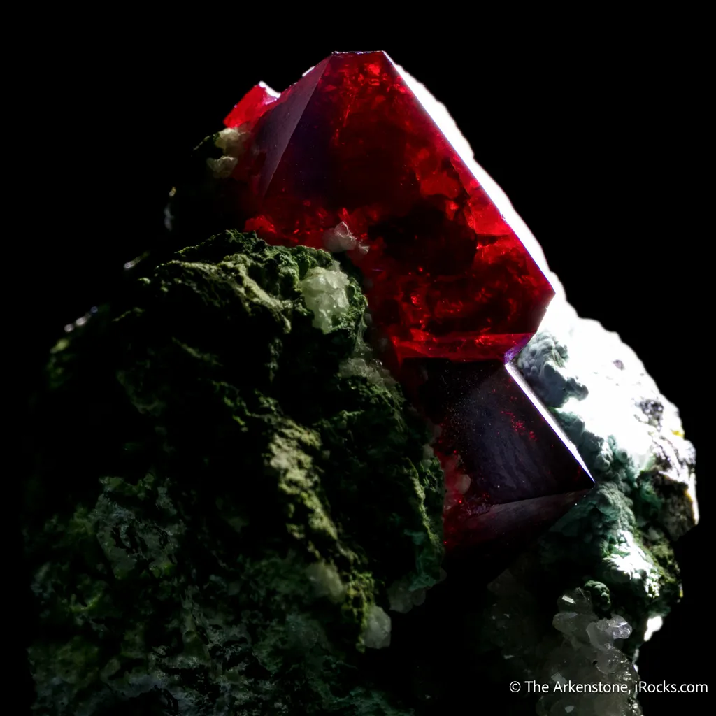 Cuprite with Quartz and Chrysocolla - image 4