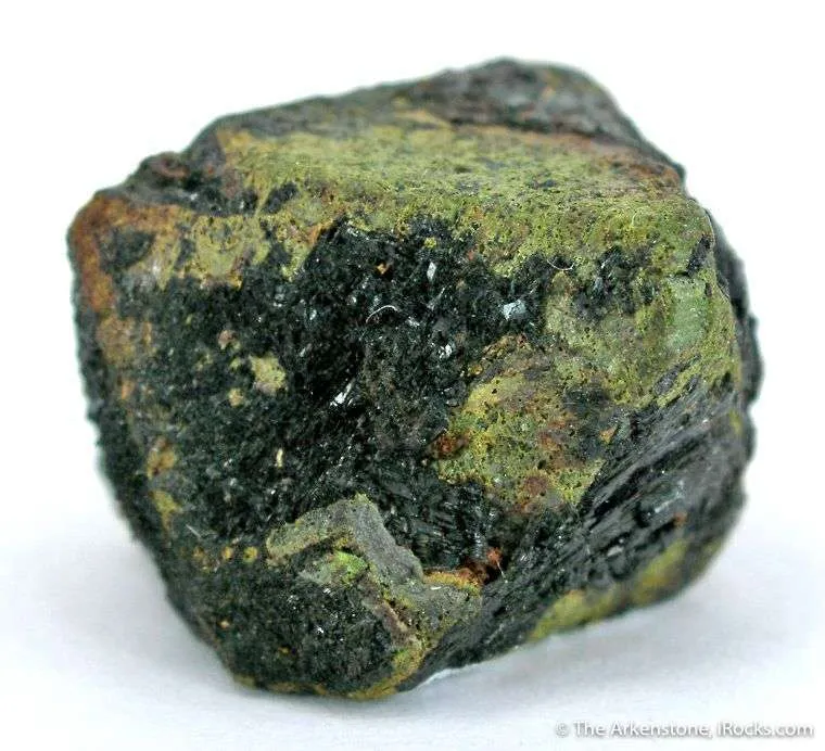 Cuprotungstite Xls on Scheelite - image 1