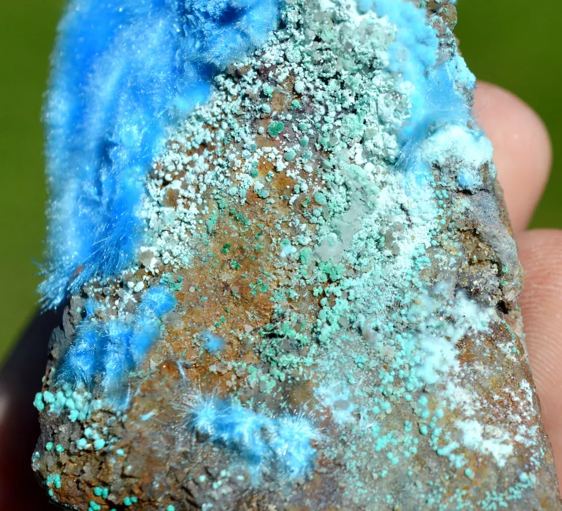 Cyanotrichite - 117 grams - Qinglong Mine, Dachang Sb ore field, Qianxinan, Guizhou, China - image 6